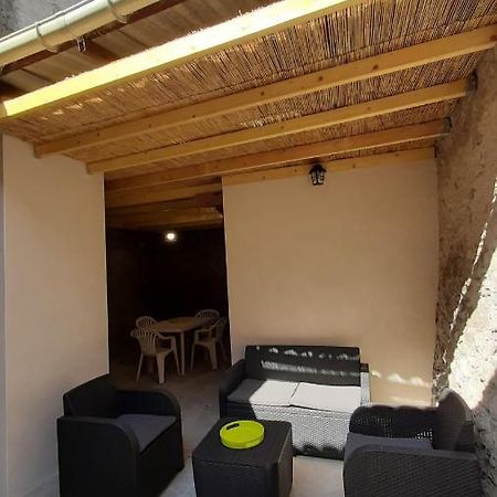 Petite Maison De Village Situee Entre Lacs, Cascades Et Montagnes Virieu-le-Grand Exterior foto